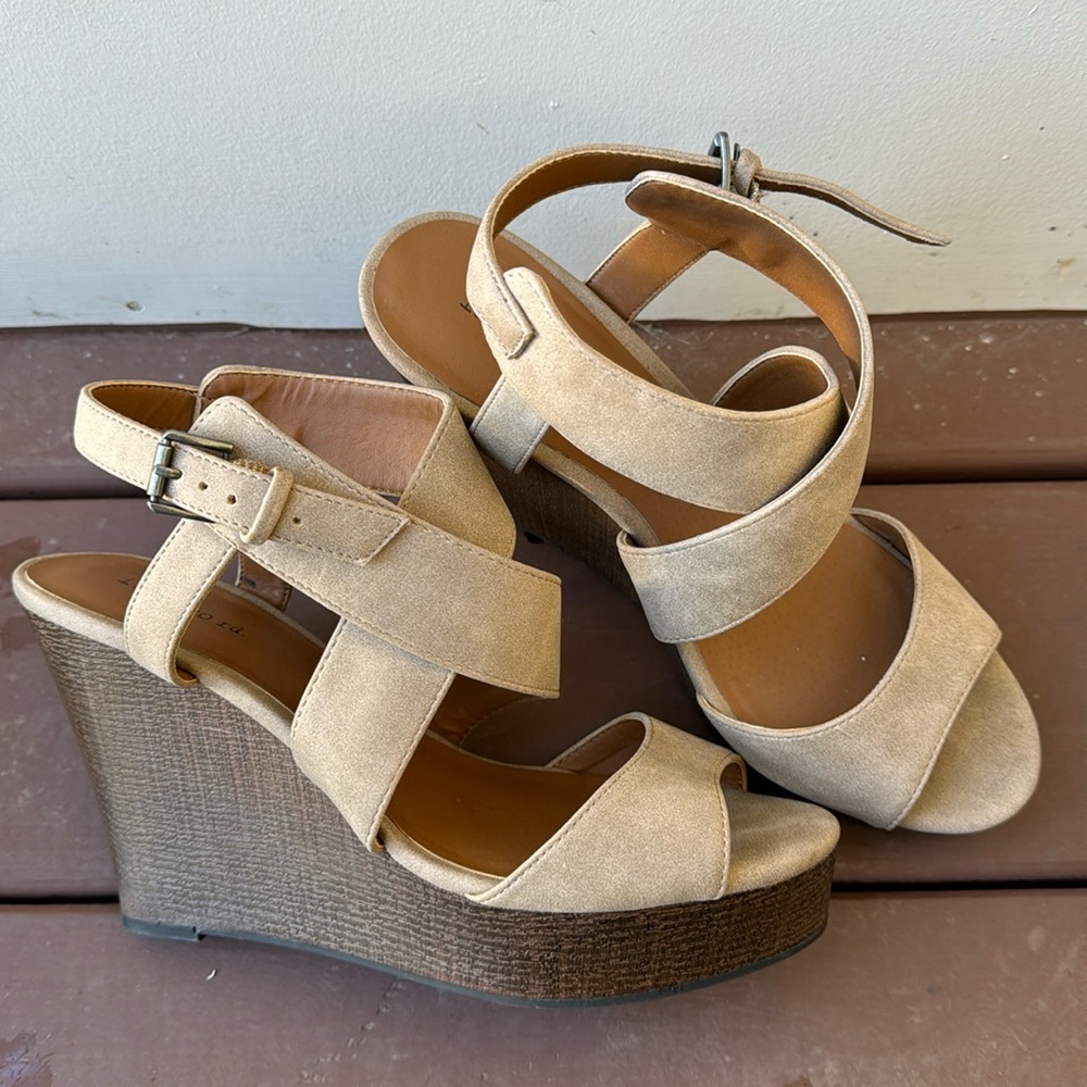 NEW wedge heels!